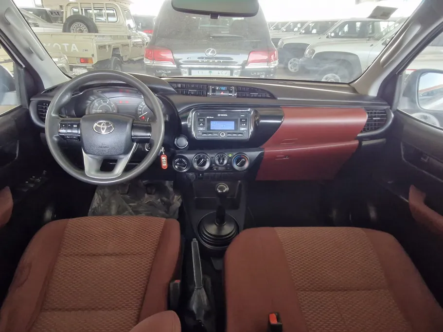 2022 Toyota Hilux GL2 