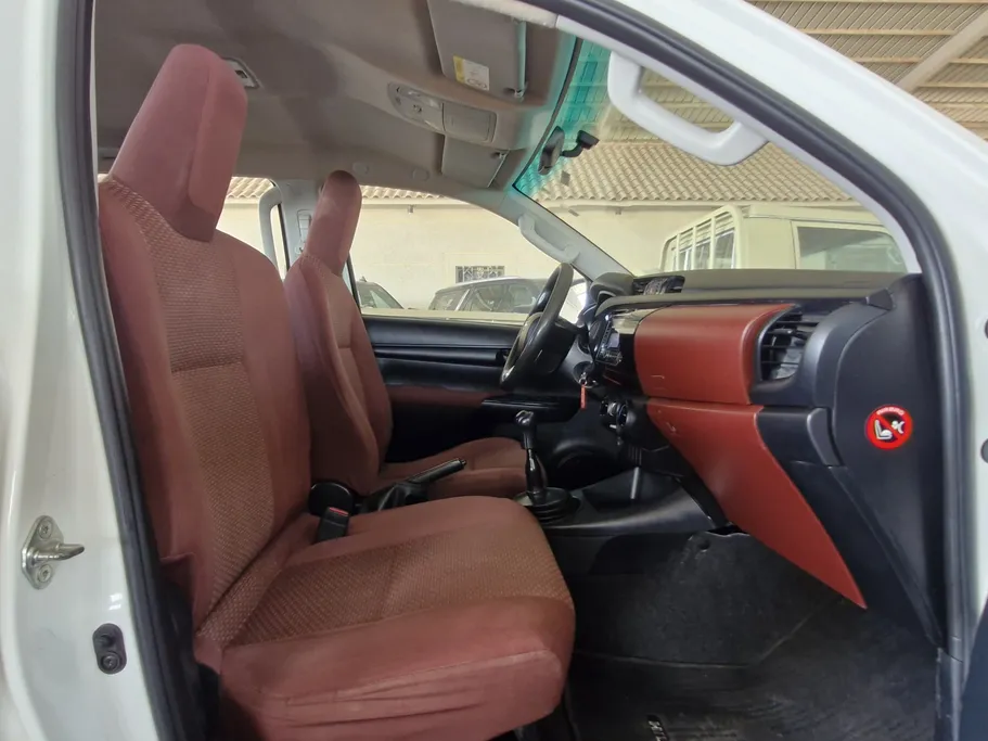 2022 Toyota Hilux GL2 