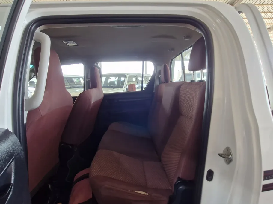 2022 Toyota Hilux GL2 