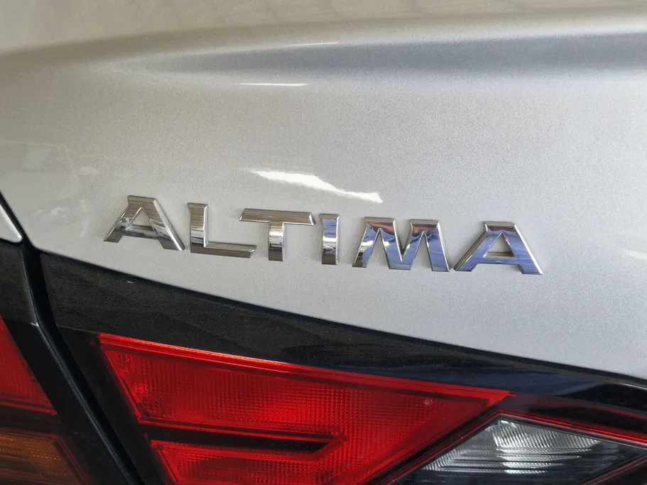 2020 Nissan Altima S 