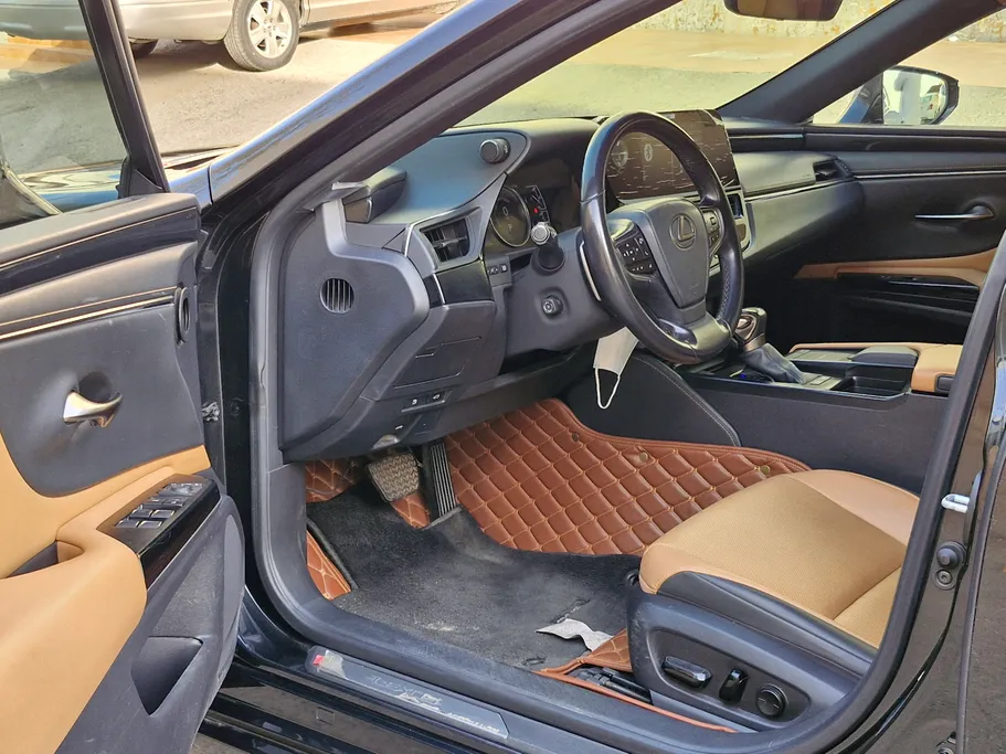 2022 Lexus ES 300 AH Hybrid  