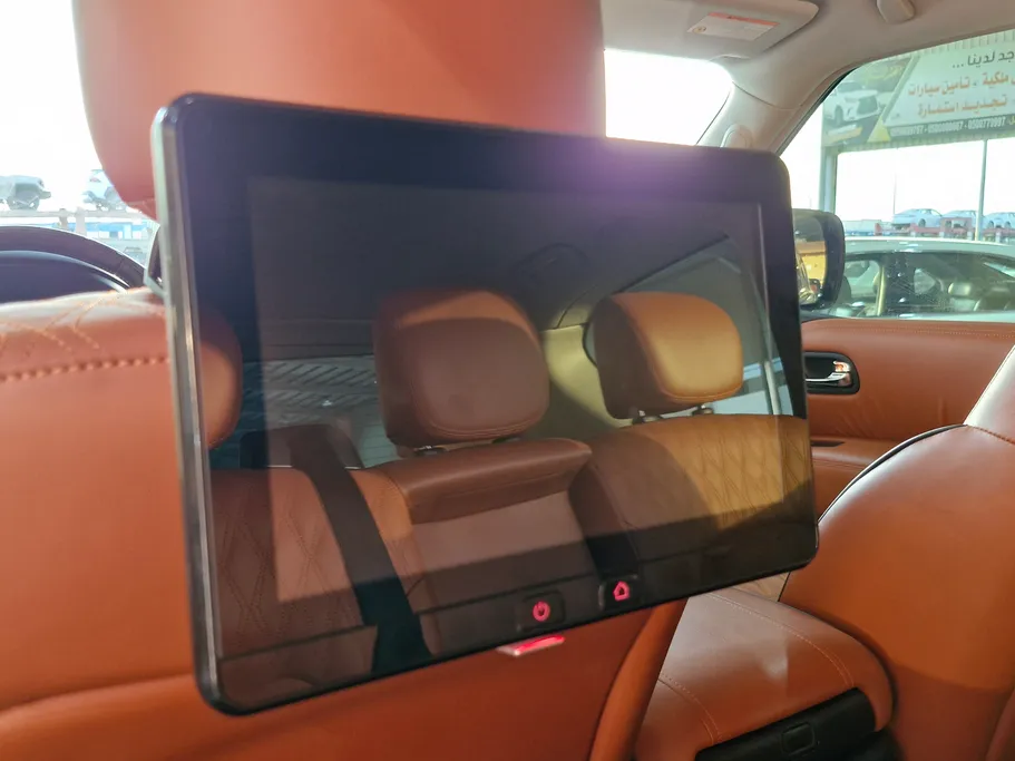 2023 Nissan Patrol Platinum 