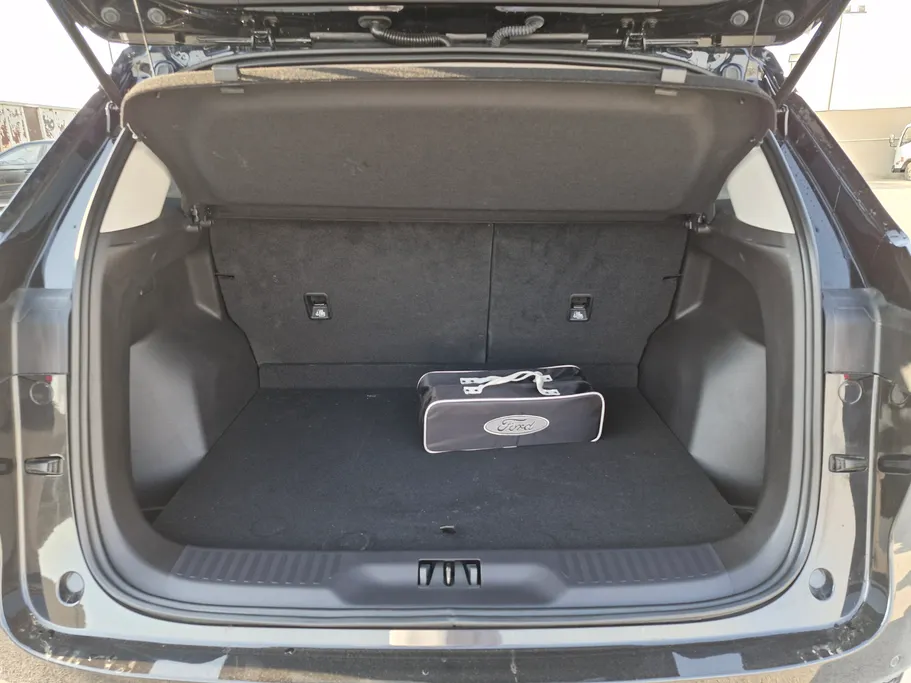 فورد تريتوري امبيانتي 2025 