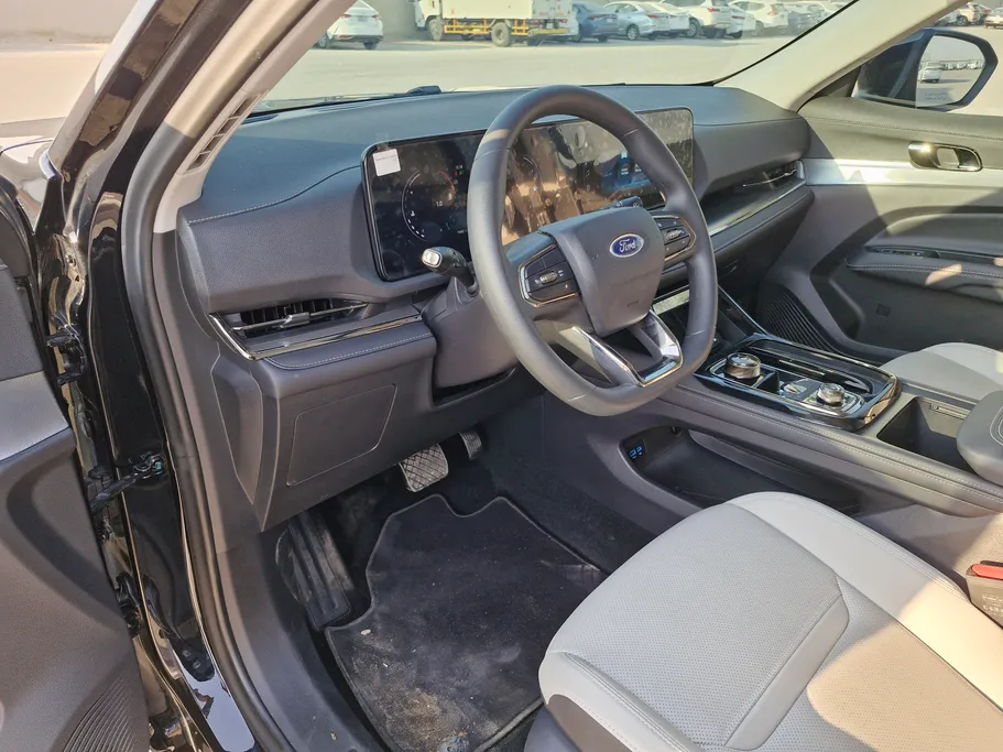 فورد تريتوري امبيانتي 2025 