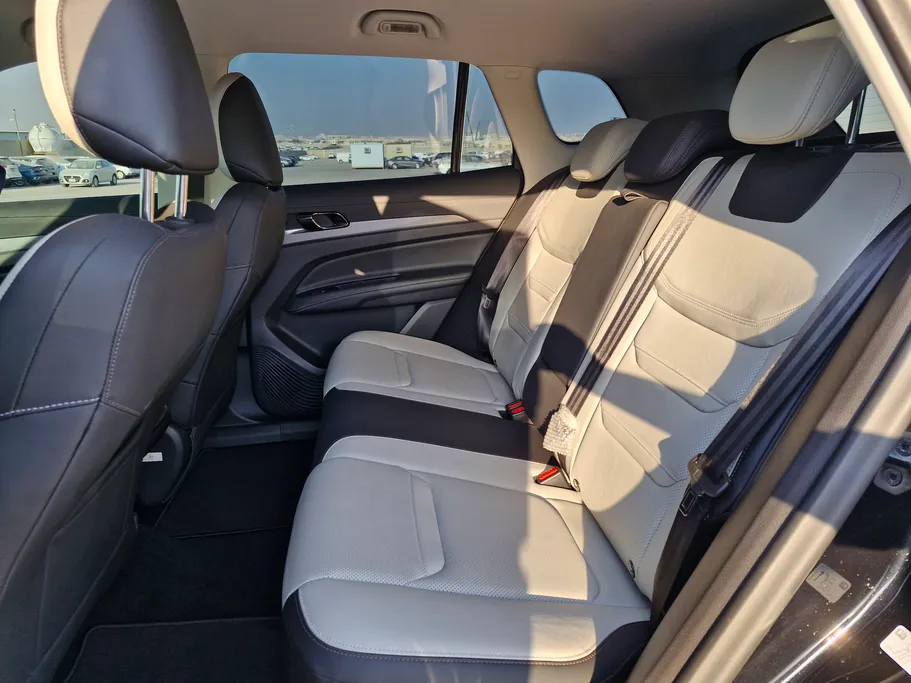 فورد تريتوري امبيانتي 2025 