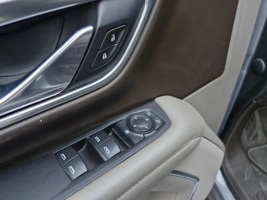 2021 GMC Yukon SLE 