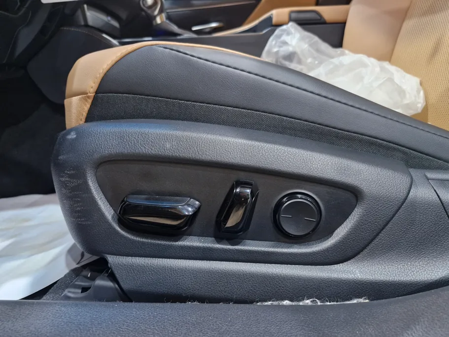2024 Lexus ES 300 H 