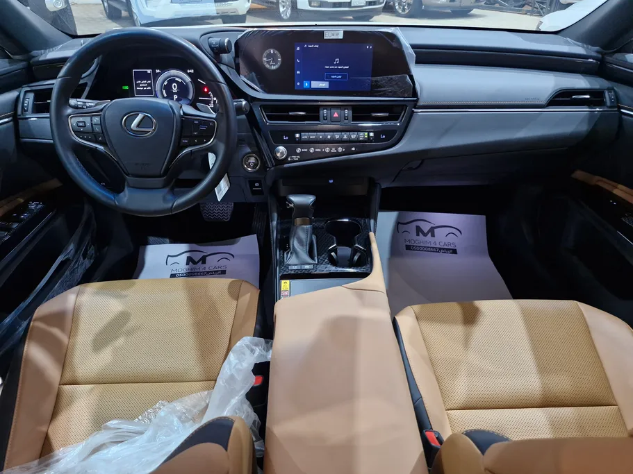 2024 Lexus ES 300 H 