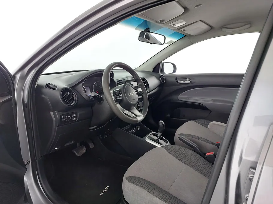 2022 Kia Pegas LX 