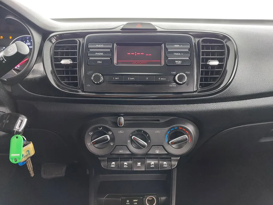 2022 Kia Pegas LX 