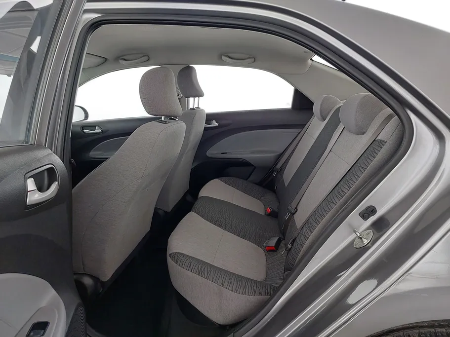 2022 Kia Pegas LX 