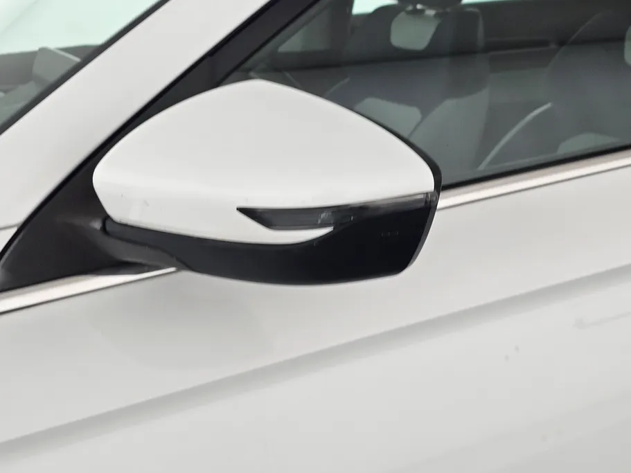 2023 Geely Emgrand GF 