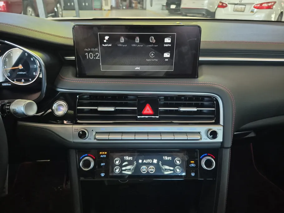 2025 Genesis G70  