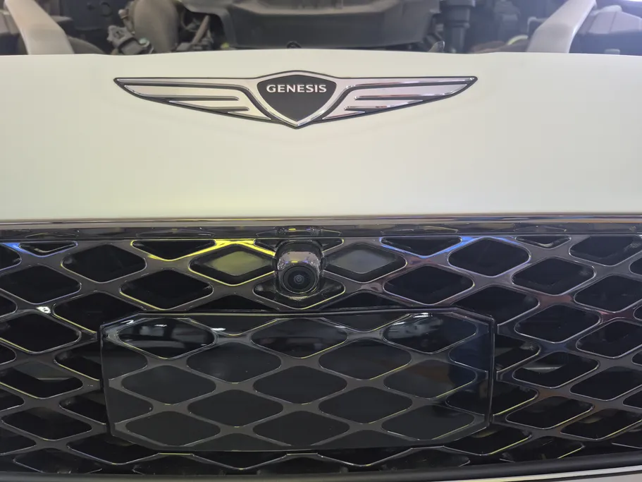 2025 Genesis G70  