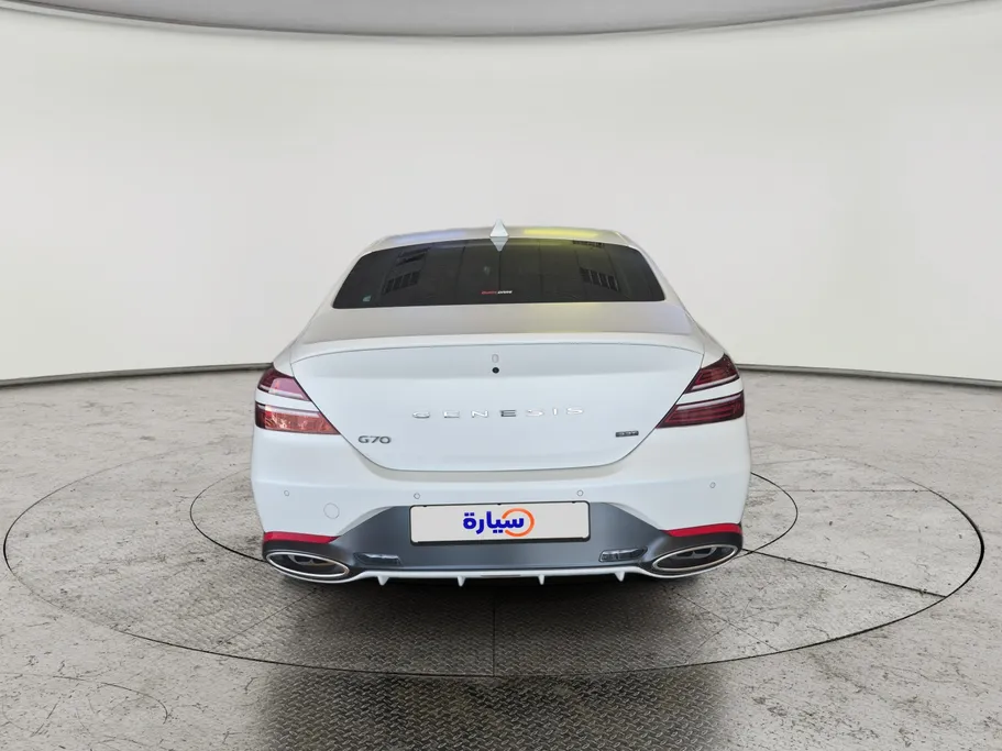 2025 Genesis G70  