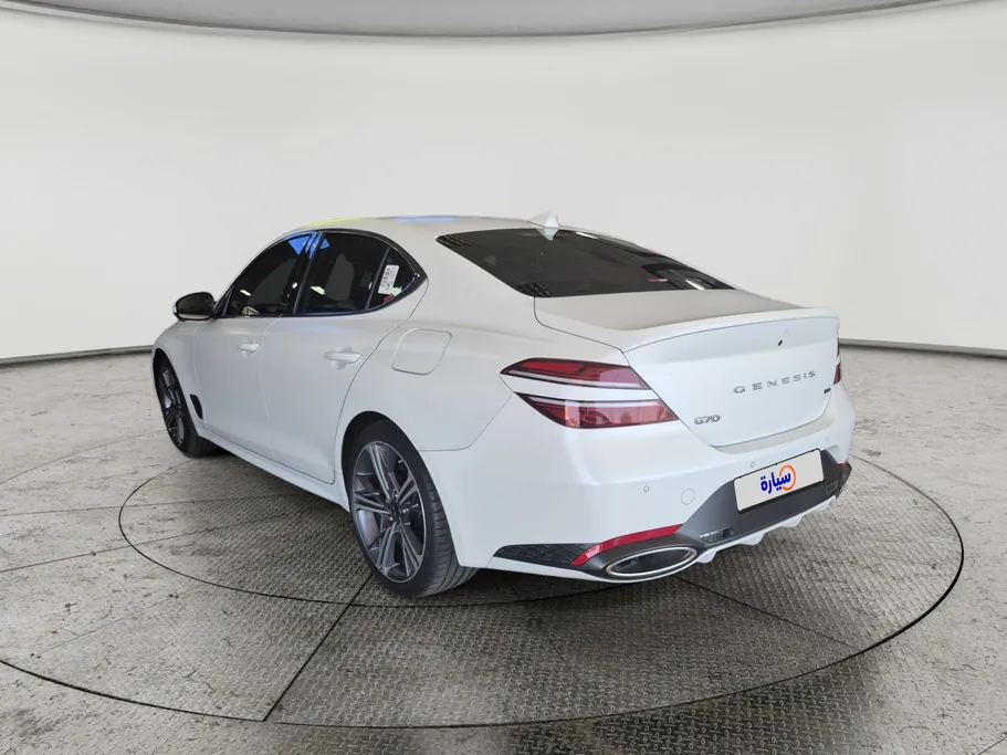 2025 Genesis G70  