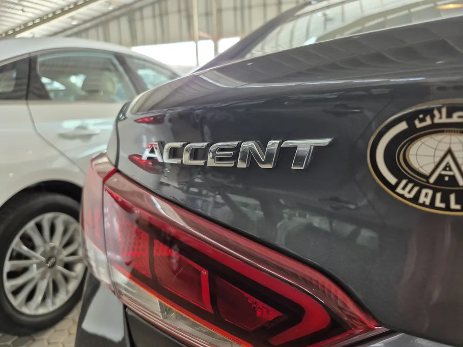2021 Hyundai Accent Smart 