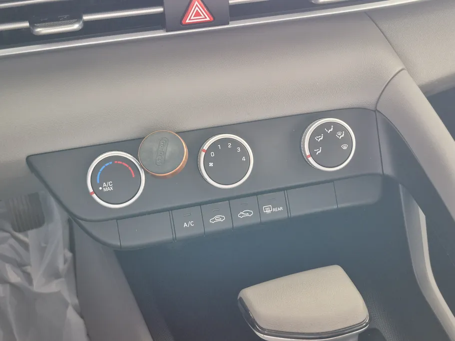 2023 Hyundai Elantra Fleet 