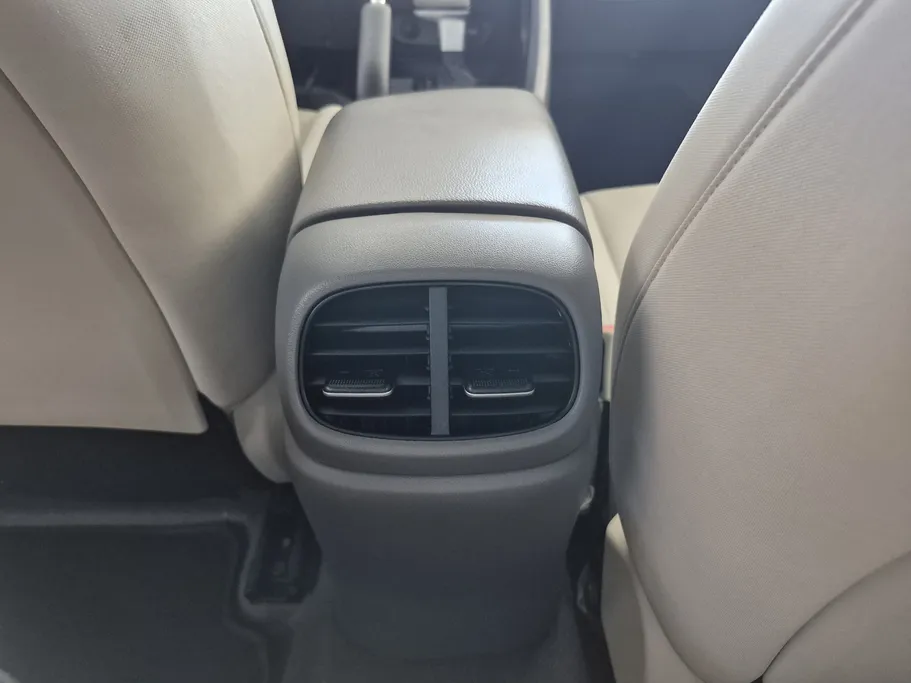 2023 Hyundai Elantra Fleet 