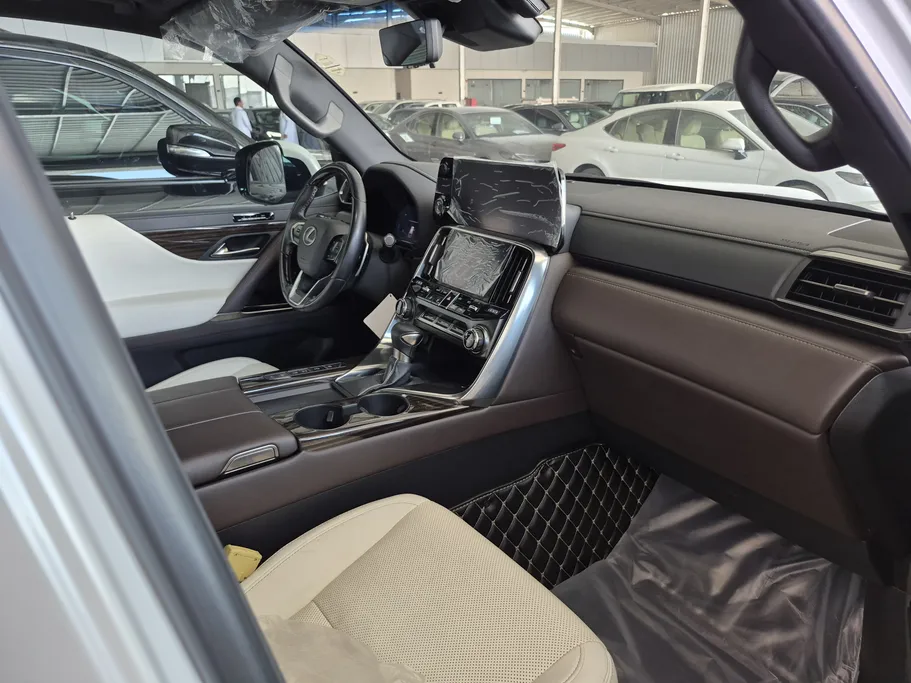 2022 Lexus LX 600 