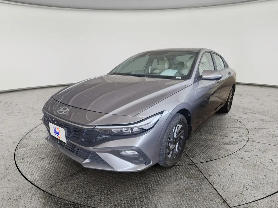 2024 Hyundai Elantra Smart 