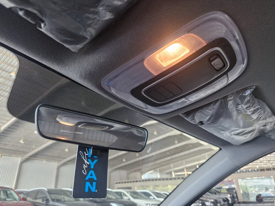 2024 Hyundai Elantra Smart 
