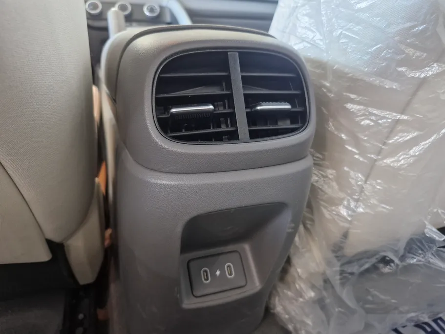 2024 Hyundai Elantra Smart 