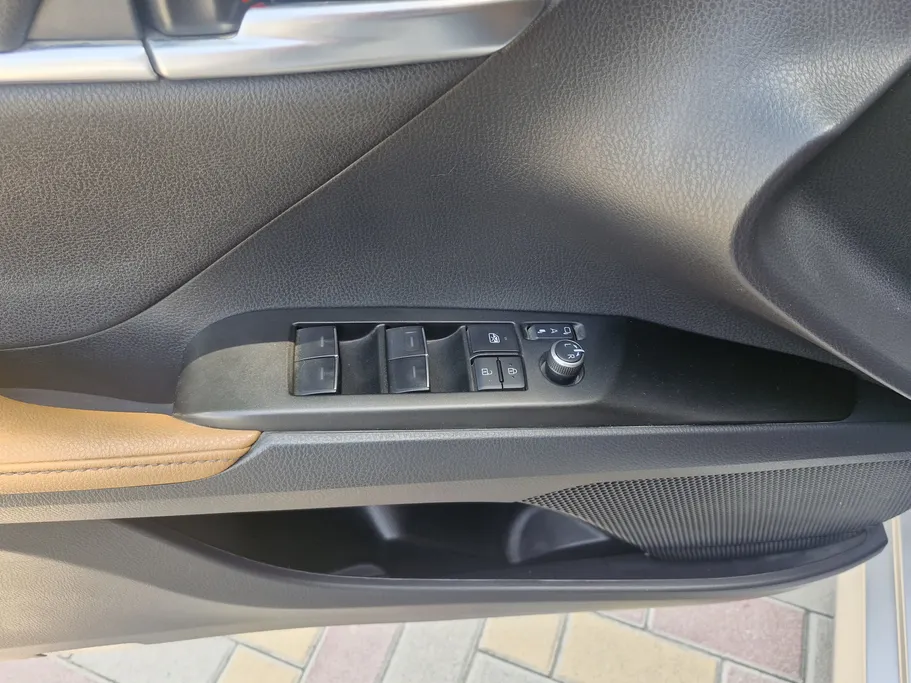2024 Toyota Camry  Grande 