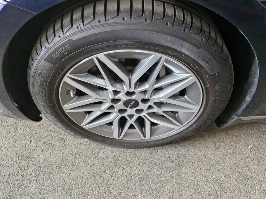 جينيسيس G80 PRESTIGE 2025 