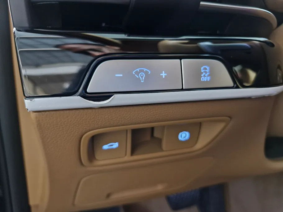جينيسيس G80 PRESTIGE 2025 