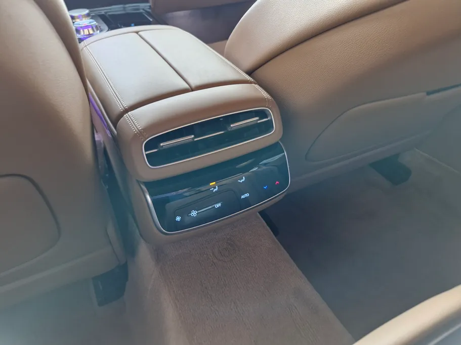 جينيسيس G80 PRESTIGE 2025 