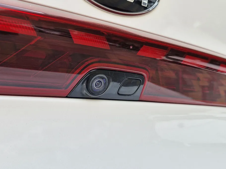 2020 Kia K5 EX 