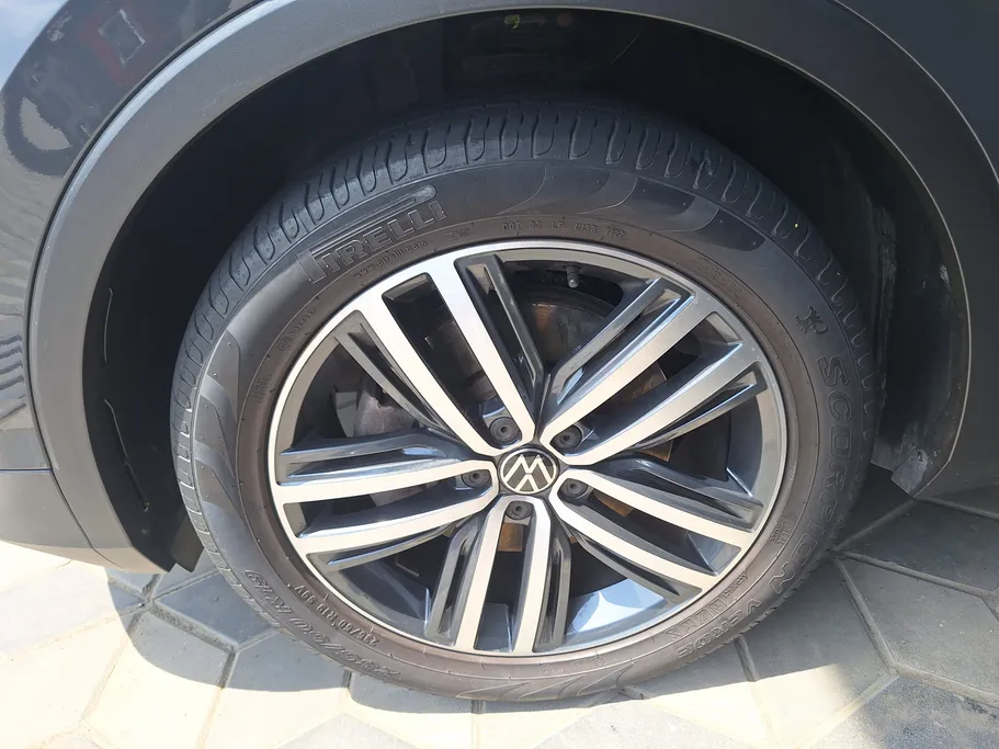 2023 Volkswagen Tiguan Elegance 