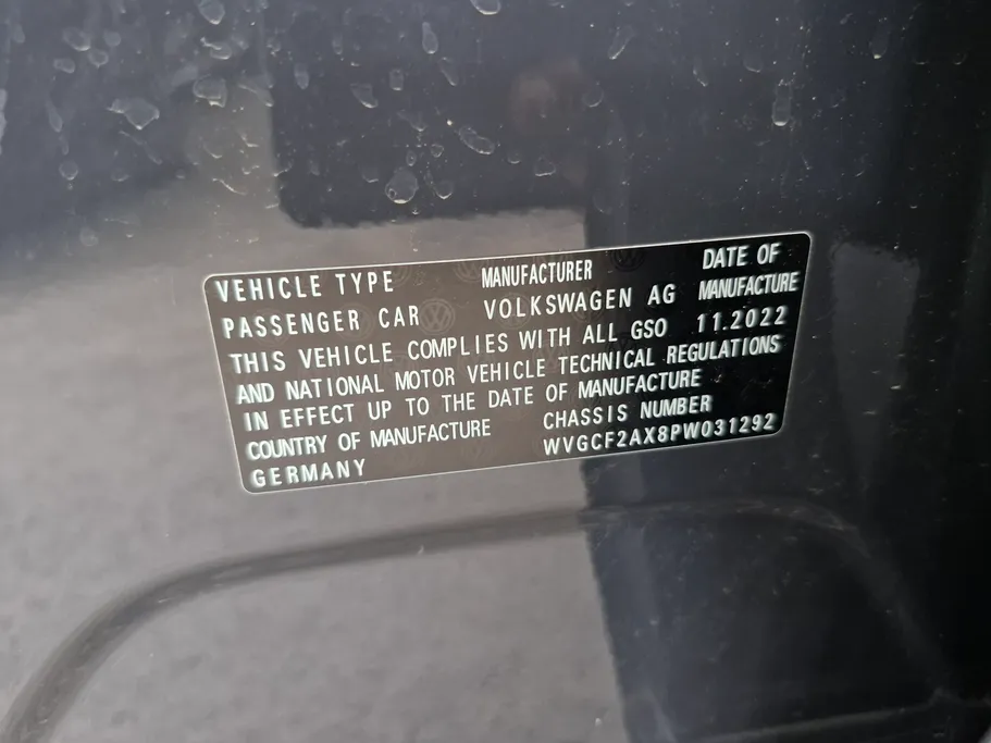 2023 Volkswagen Tiguan SE 