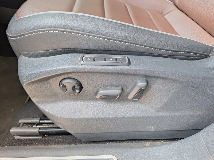 2023 Volkswagen Tiguan Elegance 