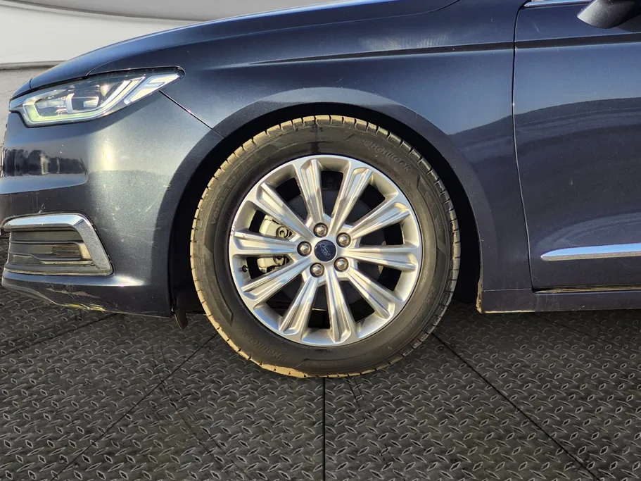 2022 Ford Taurus Ambiente 