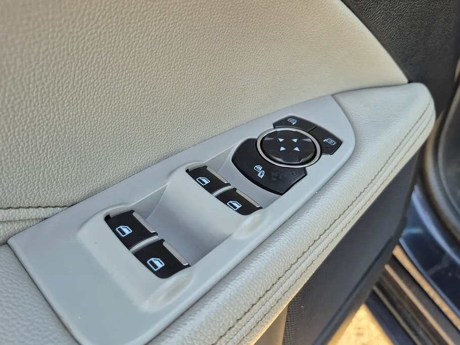 2022 Ford Taurus Ambiente 