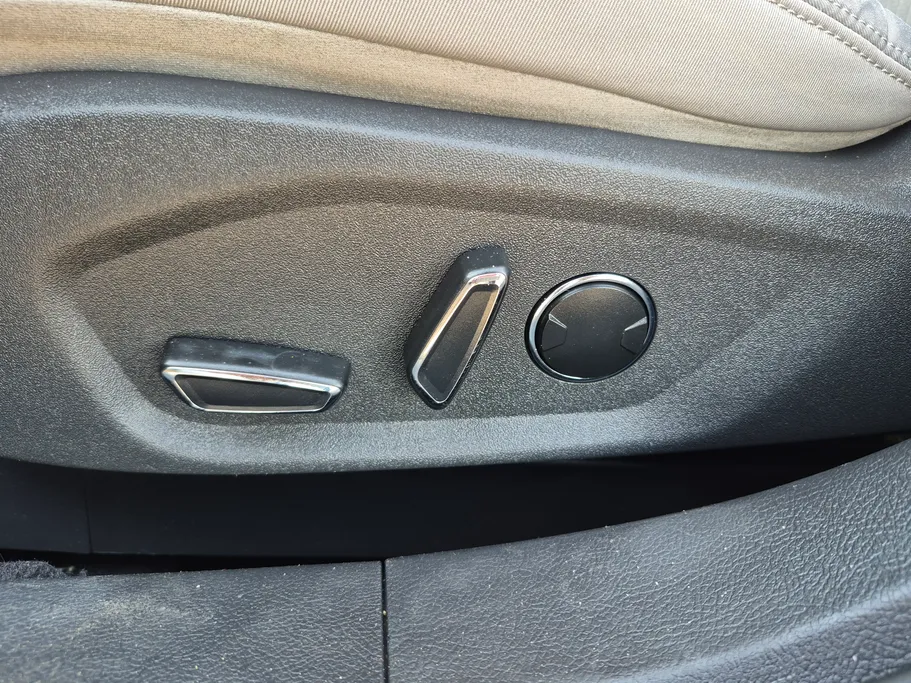 2022 Ford Taurus Ambiente 
