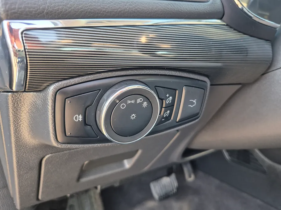 2022 Ford Taurus Ambiente 