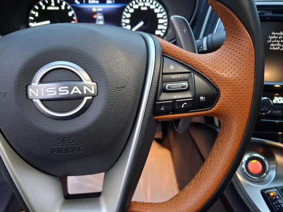 2023 Nissan Maxima SR 