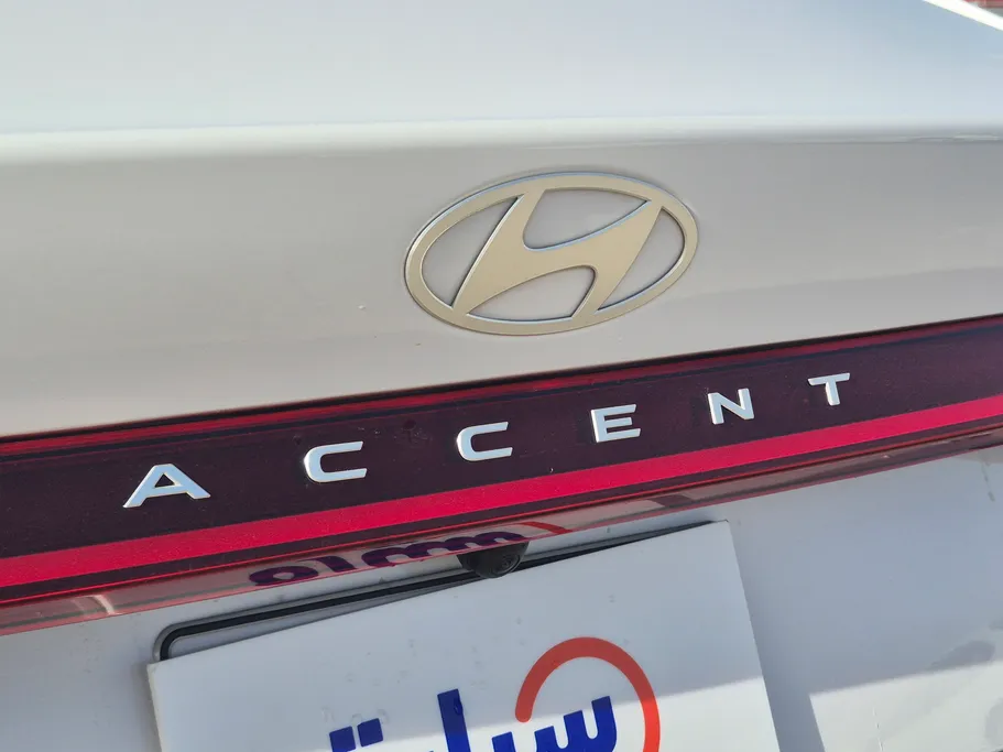 2024 Hyundai Accent Comfort 