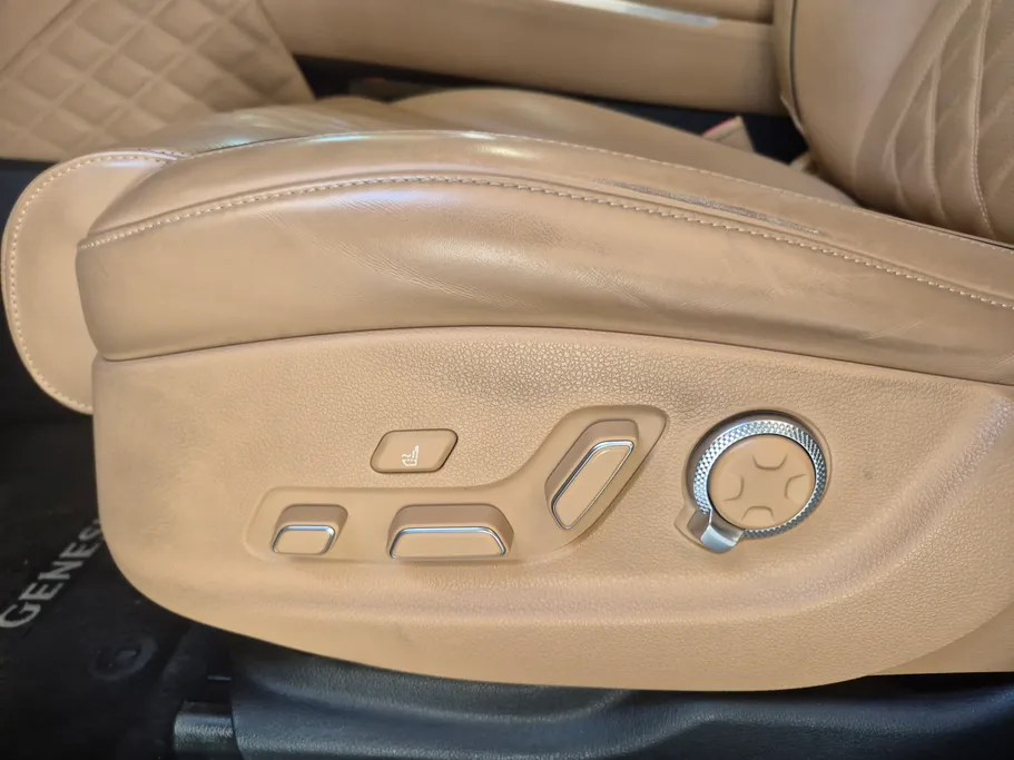 2021 Genesis GV80 Royal 
