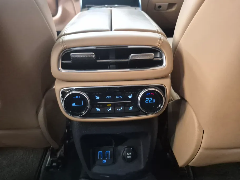 2021 Genesis GV80 Royal 