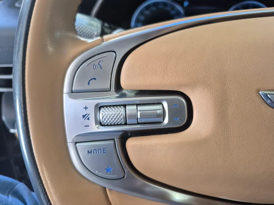 2021 Genesis GV80 Royal 