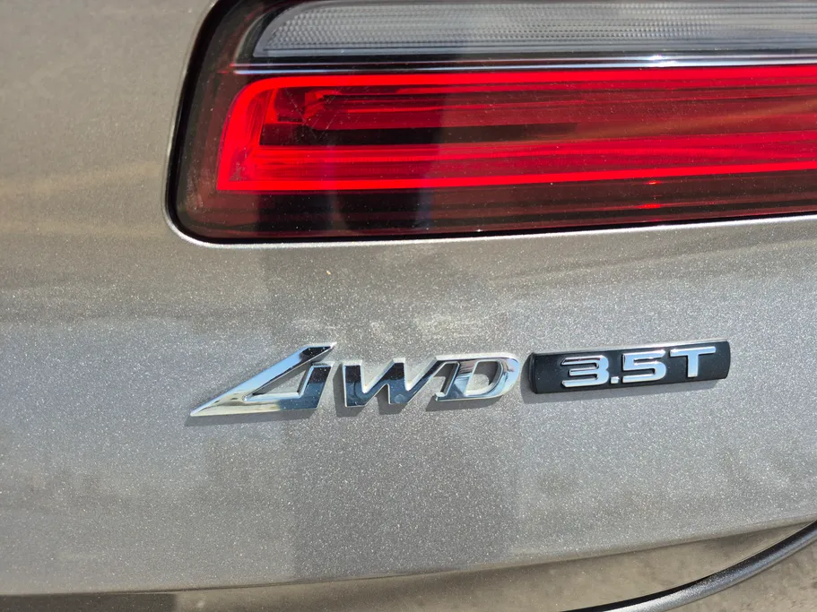 2021 Genesis GV80 Royal 