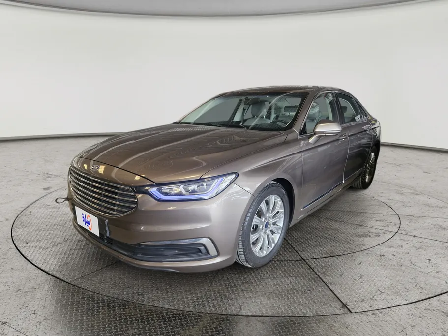 فورد تورس SE 2020 