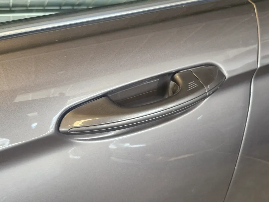 فورد تورس SE 2020 