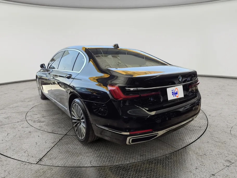 2022 BMW 7 Series 730Li