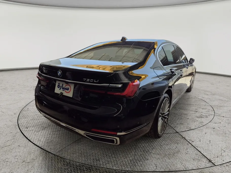 2022 BMW 7 Series 730Li