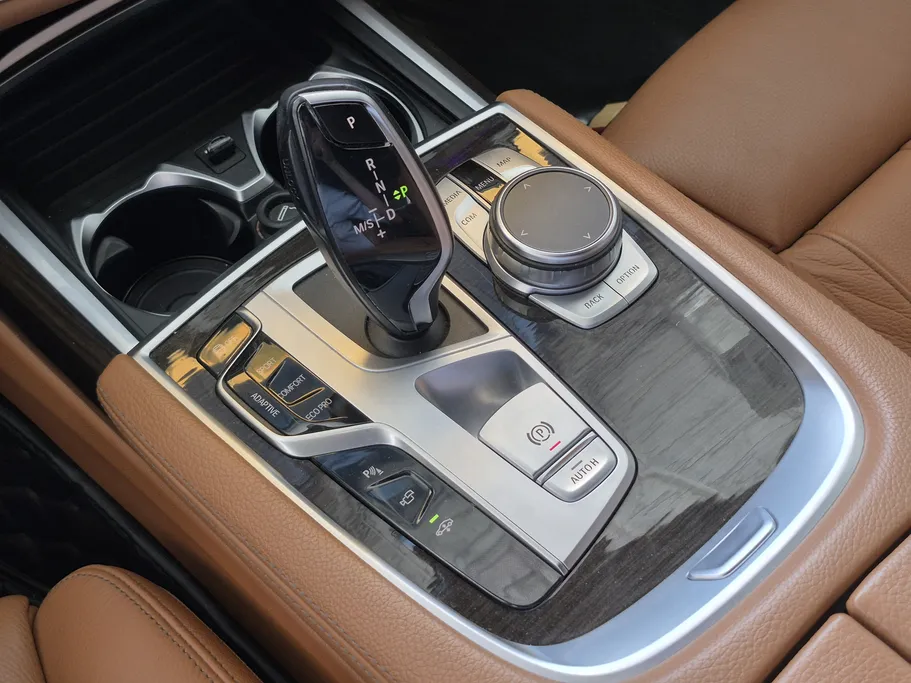 2022 BMW 7 Series 730Li